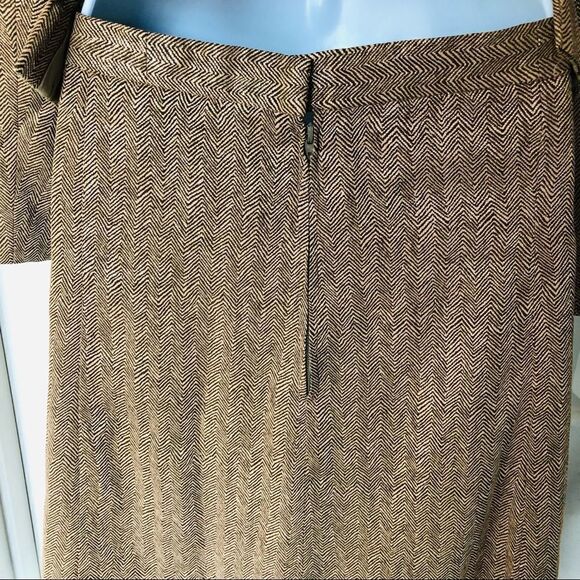 Vintage Valentino Miss V Tweed Jacket and skirt set - Picture 12 of 16